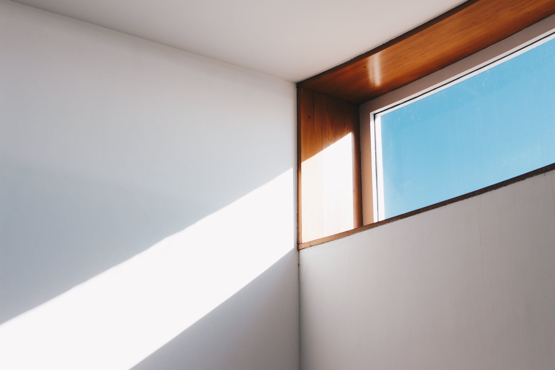 Maximizing Natural Light in Your Home: Design Tips and Tricks